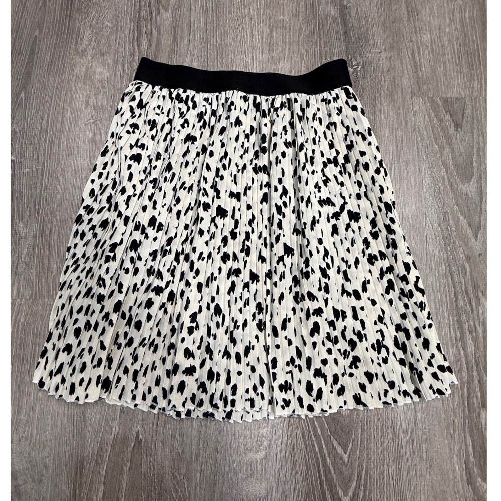 Bik Bok Womens Pleated Mini Skirt XS Black White Animal Print Elastic Waist